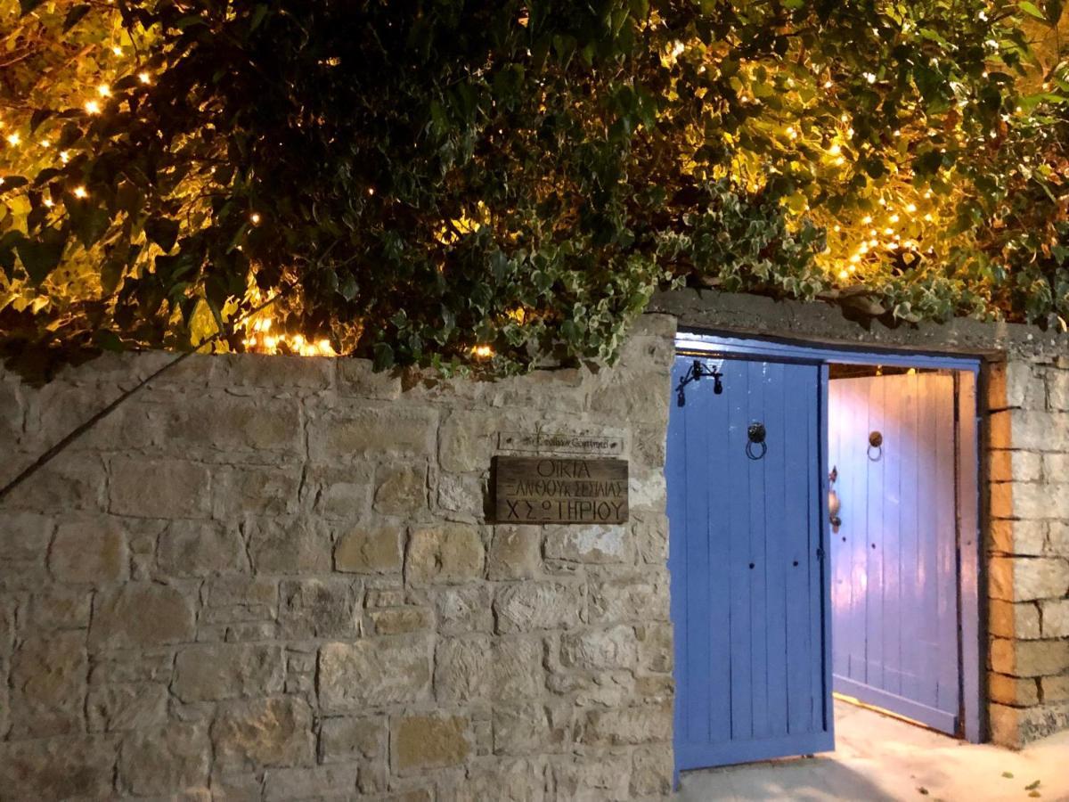 Cecilias Courtyard Guest House Malia Exterior photo