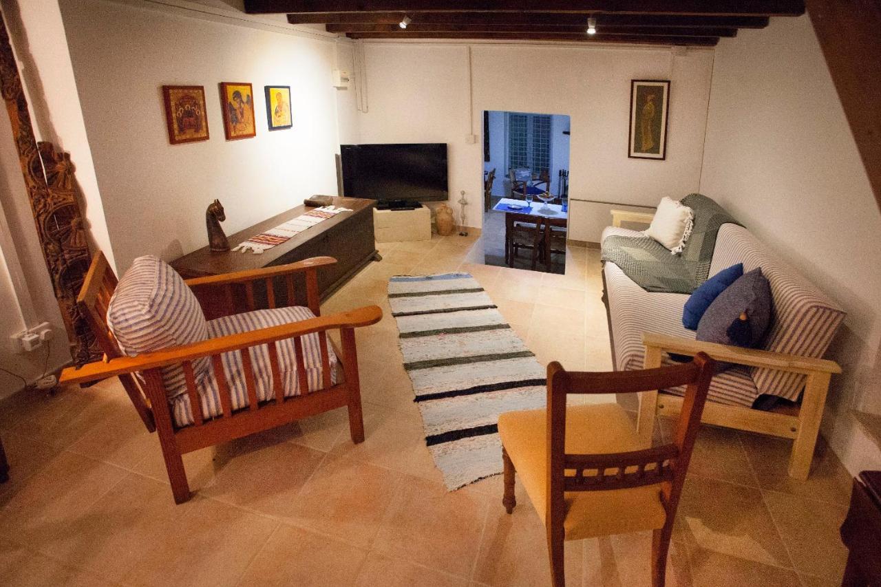 Cecilias Courtyard Guest House Malia Exterior photo