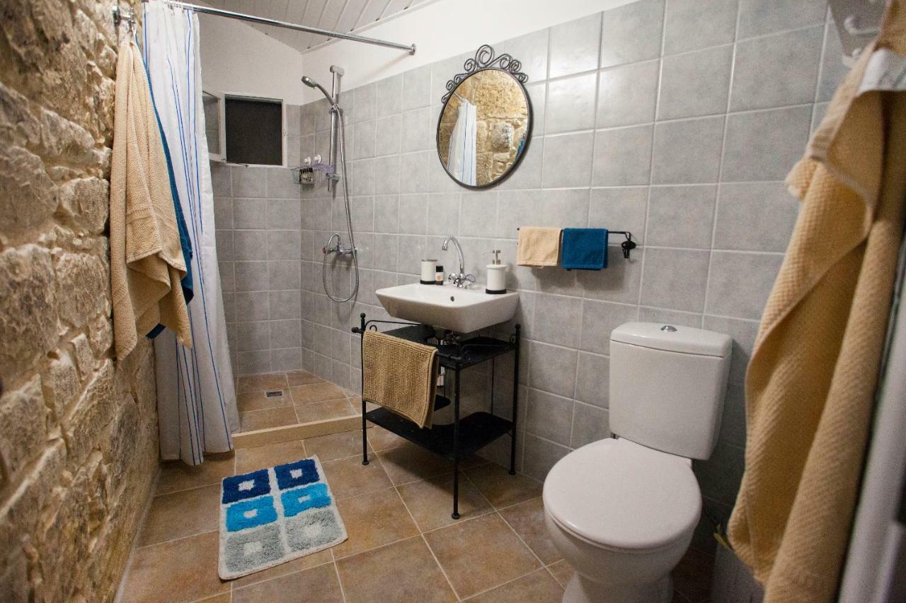 Cecilias Courtyard Guest House Malia Exterior photo