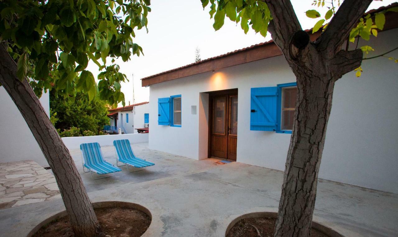 Cecilias Courtyard Guest House Malia Exterior photo