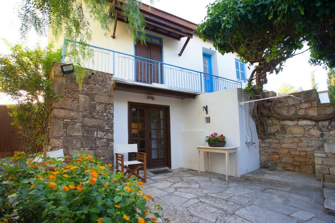 Cecilias Courtyard Guest House Malia Exterior photo